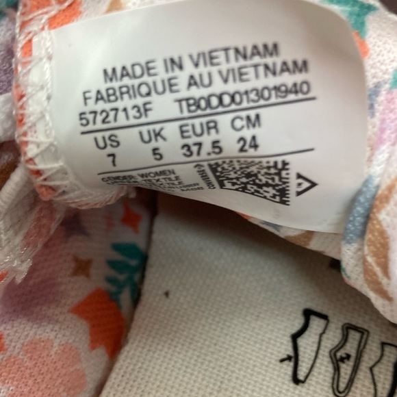 Converse Orange Sneakers - Picture 3 of 3